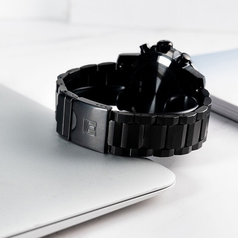 天梭速敢男黑武士精钢运动石英男表 威皓海外瑞士腕表