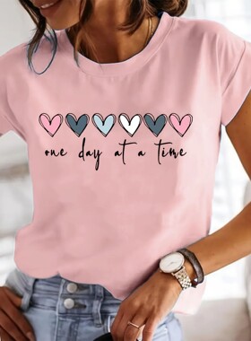 Women'S Casual Graphic T-Shirt - It'S One Day at a Time Hear