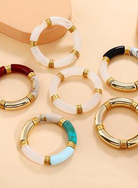 Customize the accelerator bracelets with multi-coloured marb