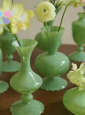 洛可可小花中古小众级感INS花插花养花迷你水培桌面摆件