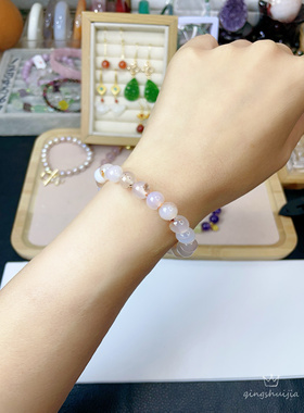 荔枝冻南红手链，飘花南红，搭配星月菩提算盘珠，简单百搭