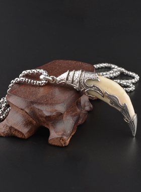 狼狗牙男士吊坠项链复古钛钢链长