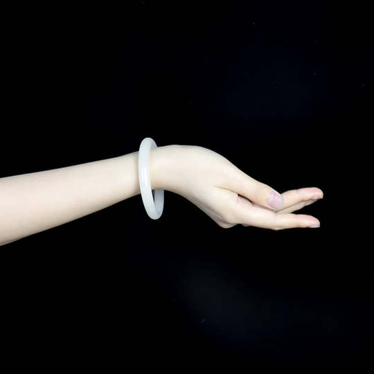 九帛和田玉手镯羊脂玉白玉镯子女款平安玉石山料圆条cma鉴定天然