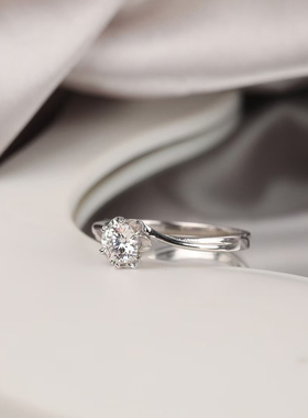 初欣莫桑钻戒50分莫桑石戒指女纯银仿真钻石求婚结婚钻戒D色六爪