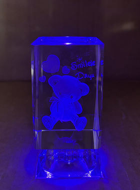 发光3D内雕水晶小熊摆件
