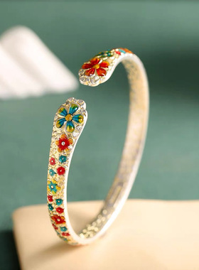 铜镀银仿古手镯描金珐琅彩色浮雕梅花中国风银手镯节日送女友轻奢