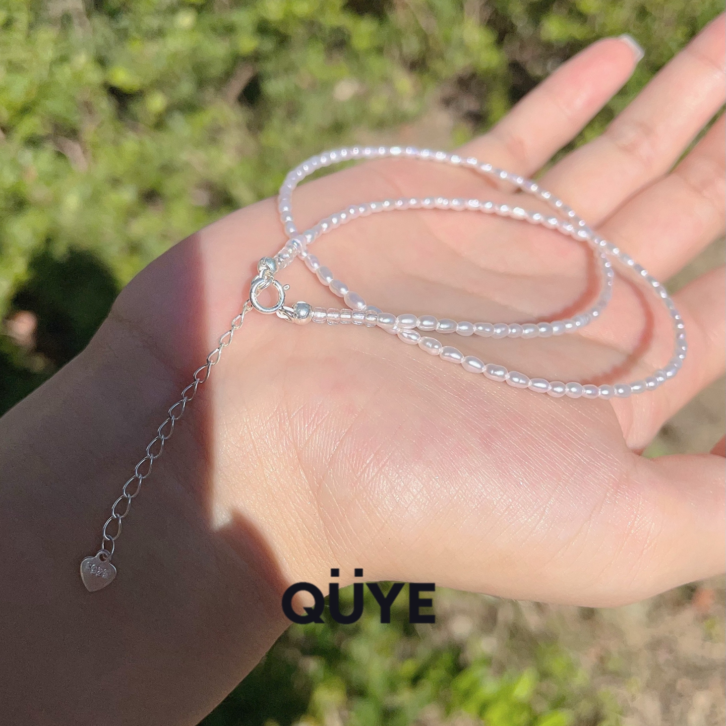 巨细2mm冷白光高亮法式迷你小米粒天然淡水珍珠项链S925银颈链女 - 图1