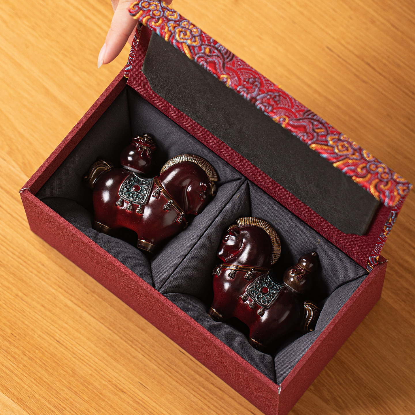 创意变色马茶宠桌面摆件装饰招财生肖马上元宝福禄可旋转茶玩可养,淘宝优惠券,粉丝福利购,淘宝优惠卷