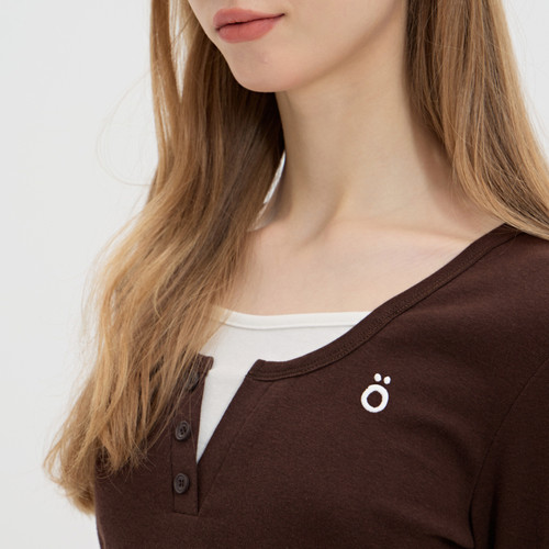 商场同款]北欧时刻假两件修身显瘦T恤女25秋季新款长袖打底衫上衣 - 图1