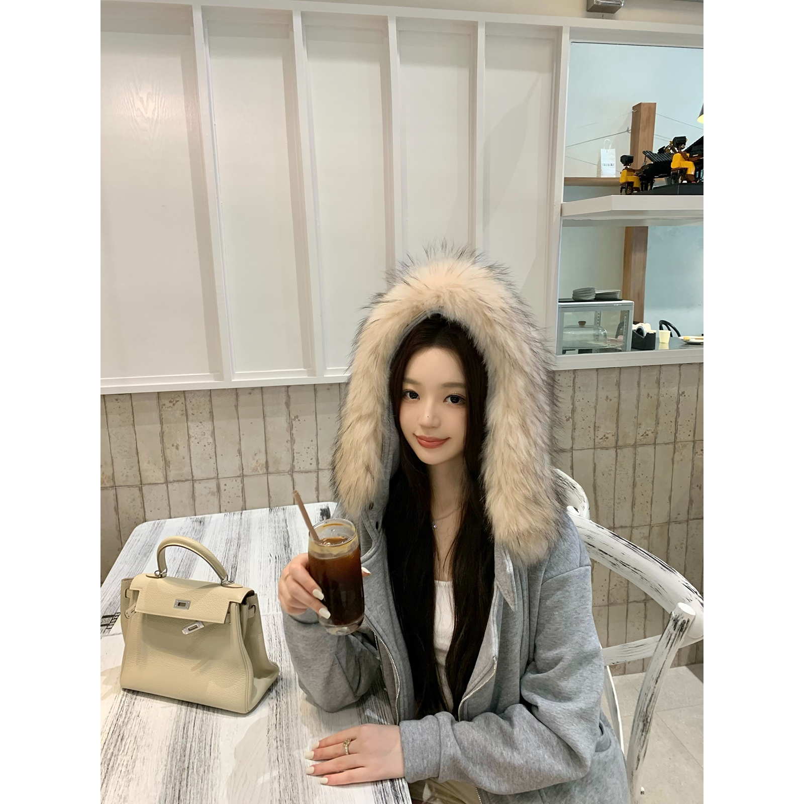 Hotdog 热狗很辣【绒绒雪松 真貉子毛领 蒲绒卫衣】貉子毛领卫衣 - 图3