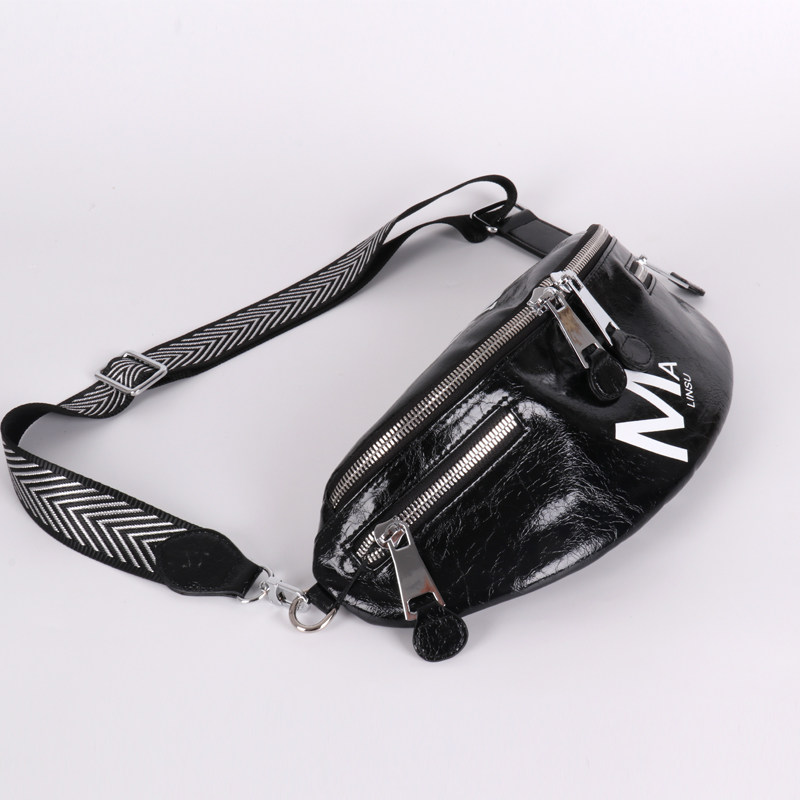 D 流行ins油蜡牛皮宽肩带小包休闲单肩斜挎包百搭时尚大容量胸包,淘宝优惠券,粉丝福利购,淘宝优惠卷