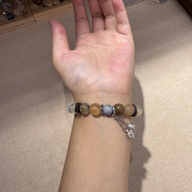 原创绿檀沉香咖啡豆+岛屿蓝晶石+岛屿海蓝宝+黄胶花11mm【H237】