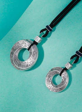 宫匠造办做旧周龙佑平安足银吊坠