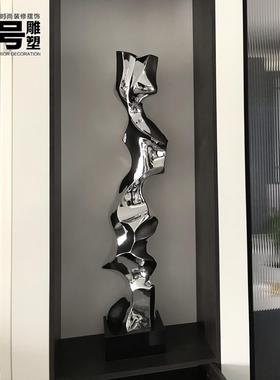 样板间入户玄关装饰摆件客厅电视柜旁边现代轻奢酒店落地艺术雕塑