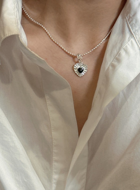 S925纯银韩版时尚黑色锆石闪光爱心吊坠简约个性小众设计感锁骨链