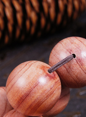 红香柏木手串小孔顺纹民族风饰品