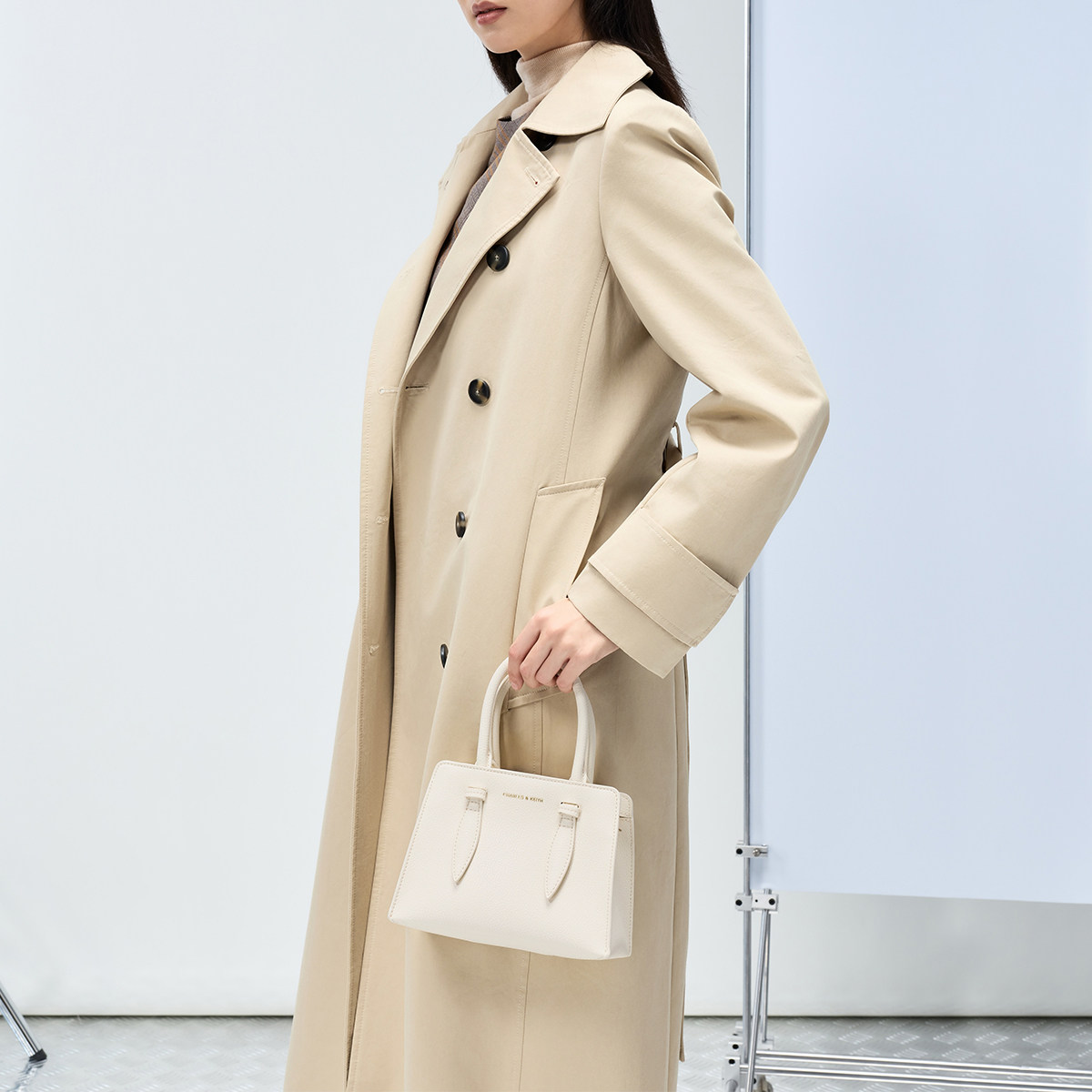 [情人节礼物]CHARLES&KEITH女包CK2-30782733手提兔耳托特小方包,淘宝优惠券,粉丝福利购,淘宝优惠卷