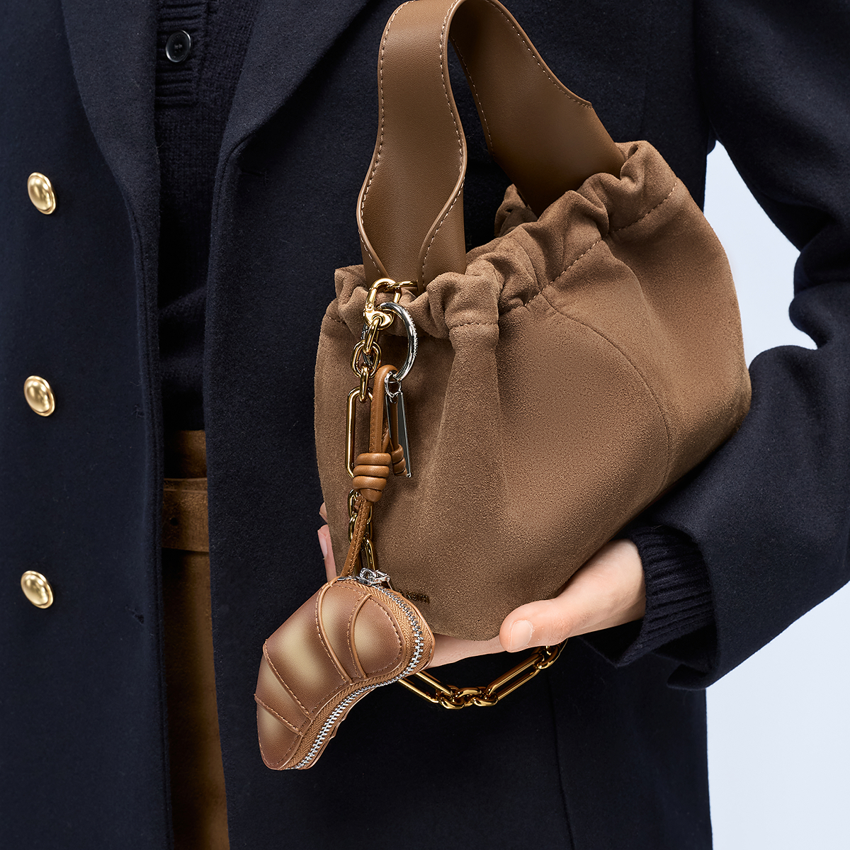 CHARLES&KEITH25冬季新款CK8-10681230可颂造型包挂零钱包钥匙包 - 图1