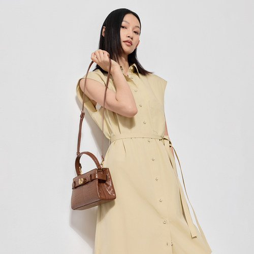【毕业礼物】CHARLES&KEITH女包CK2-50270880-1鳄鱼纹凯莉包婚包-图1