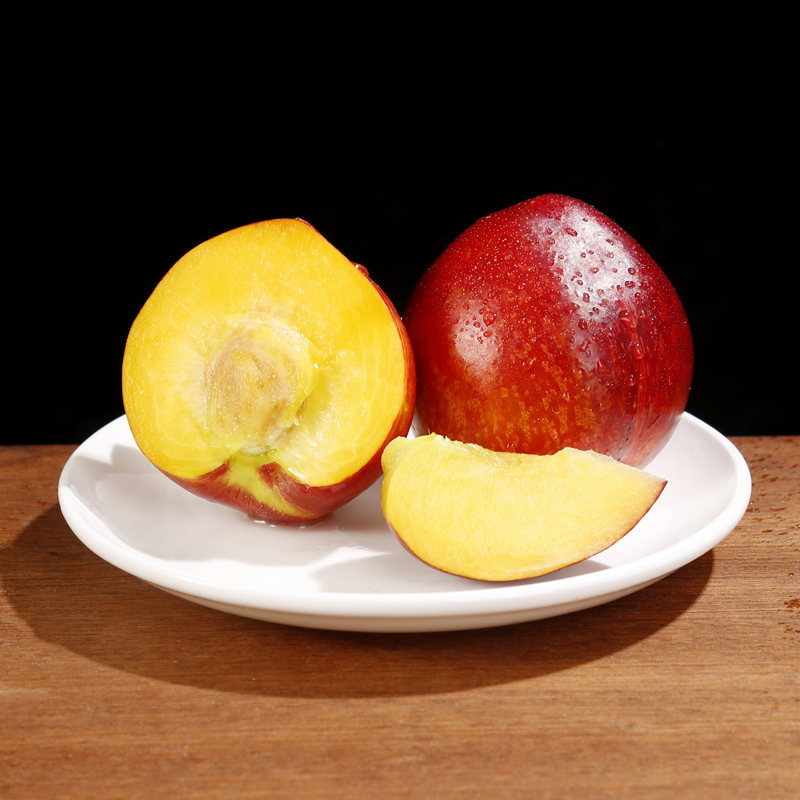 青草坞旗舰店黄心油桃5斤热销桃子新鲜品当季孕妇水果整箱应季脆甜蜜桃现季0