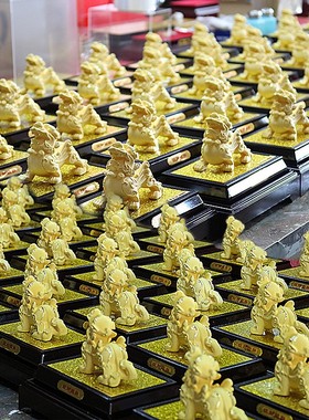 现货貔貅摆件 绒沙金店铺活动汽车4S店家居创意工艺品 商务礼品