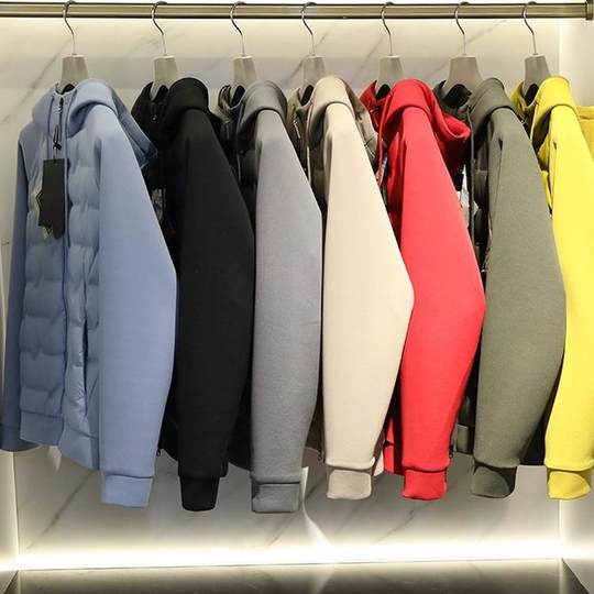 Clearing the goods! Fight for hand speed! Technology three-proof fabric! 90 white duck down! Men's outdoor rubber-pressed down jacket
