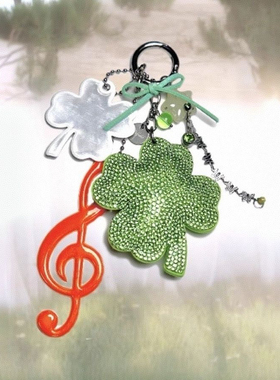 原创小众四叶草音符绿多功能挂件y2k可爱钥匙扣包挂项链