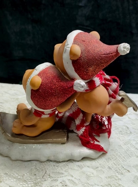 树脂小熊摆件，样品瑕疵介意勿拍