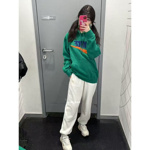 耐克植绒LOGO男女宽松加绒保暖连帽套头卫衣 FN3105-010-104-323 - 图1