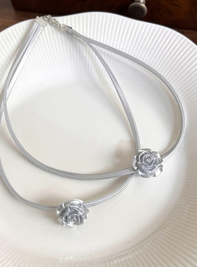 银色玫瑰花朵皮革双层项链小众冷淡风choker甜酷辣妹锁骨链颈链女