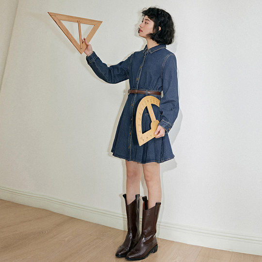 PIT复古设计感法式收腰牛仔连衣裙女秋装新款高腰显瘦裙子