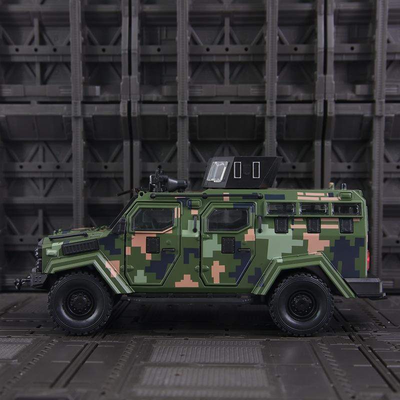 新款 金丽方仿真剑齿虎防爆车装甲车合金模型汽车转向避震玩具,淘宝优惠券,粉丝福利购,淘宝优惠卷