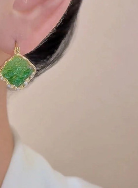 新款春夏绿色水晶耳环女气质高级