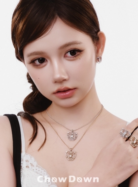 CHOWDOWN苹星镂影极简锁骨链