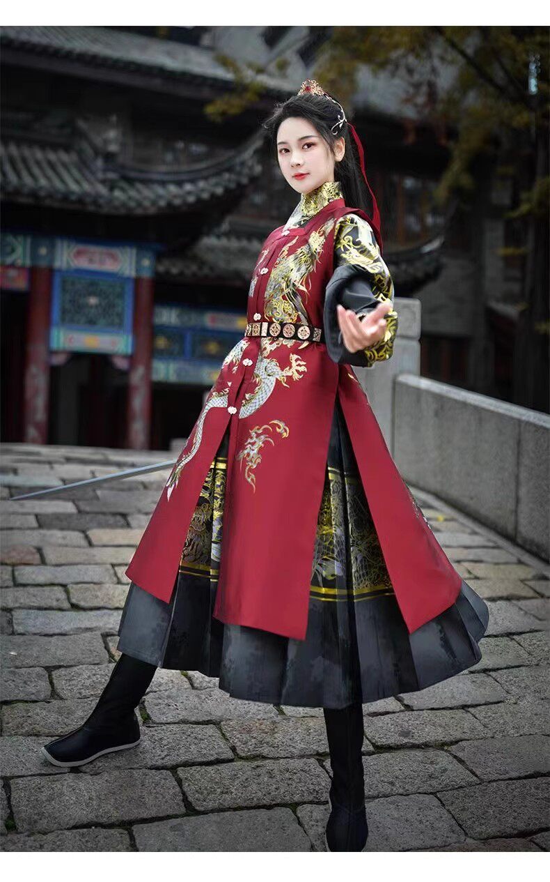 出租锦衣卫飞鱼服明制圆领袍罩甲男女同款织金妆花马面裙曳撒伴郎_虎窝淘