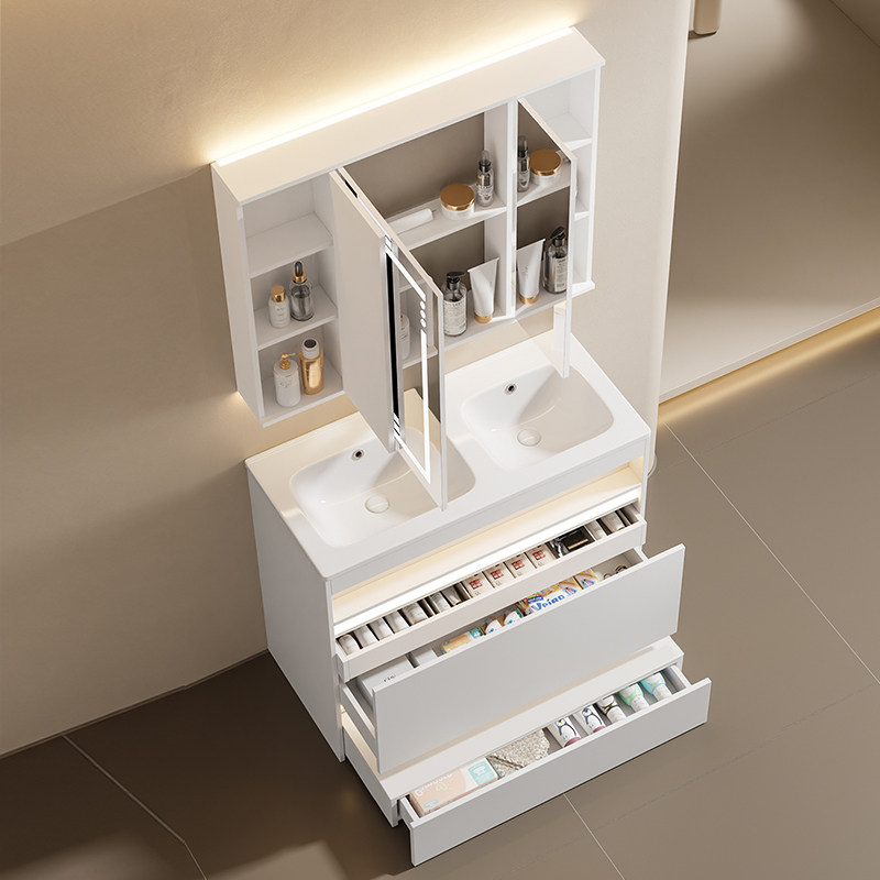  法安思卡威德朗浴室柜组合