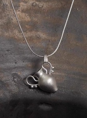 小众设计双耳花瓶纯银磨砂项链