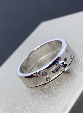 女款轻奢小众锁头扣戒指V金