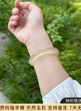 白月光玛瑙手镯女香槟金高冰