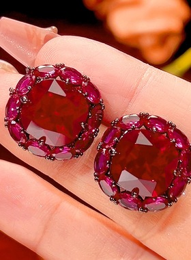 新款铜镀枪黑色仿红刚玉吊坠女款项链仿彩宝方形耳钉镶钻开口戒指