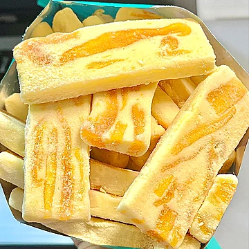 草莓干之恋酸甜牛扎奶芙网红爆款小零食[5元优惠券]-寻折猪