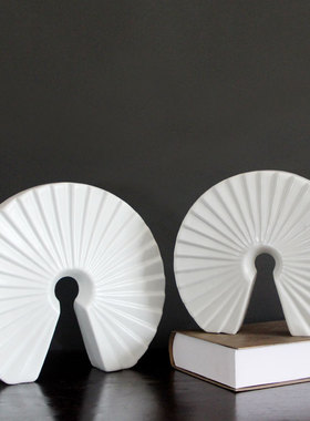 白色扇形新中式风软装博古架摆件