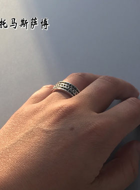 托马斯萨博黑钻永恒戒指送男女