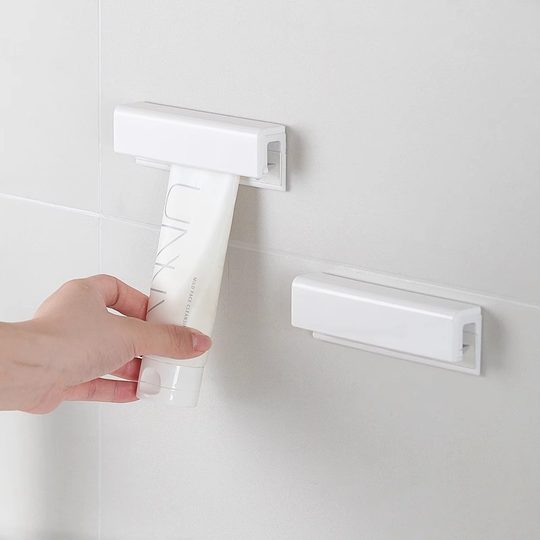 牙膏置物架壁挂式挤牙膏神器洗面奶夹子浴室卫生间墙上收纳免打孔