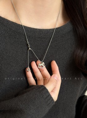 银色碎冰冰小马吊坠项链女轻奢高级感长款抽拉毛衣链秋冬新款配饰