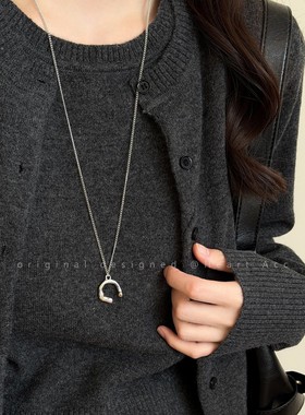 ins银色不规则吊坠项链女时尚小众高级感毛衣链简约百搭长款配饰