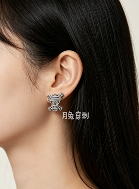 F136钛合金海贼王耳钉