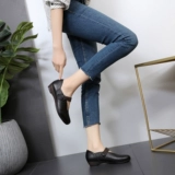 Летняя универсальная обувь для кожаной обуви, сандалии для матери, из натуральной кожи, в корейском стиле, мягкая подошва