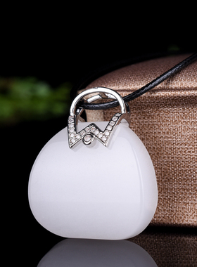 新疆和田玉手提包福袋吊坠女款金丝白玉钱包挂坠包你发玉坠毛衣链