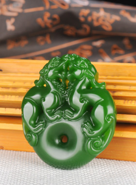 新疆和田玉碧玉貔貅吊坠 老坑菠菜绿碧玉貔貅挂件双貔貅项链挂坠